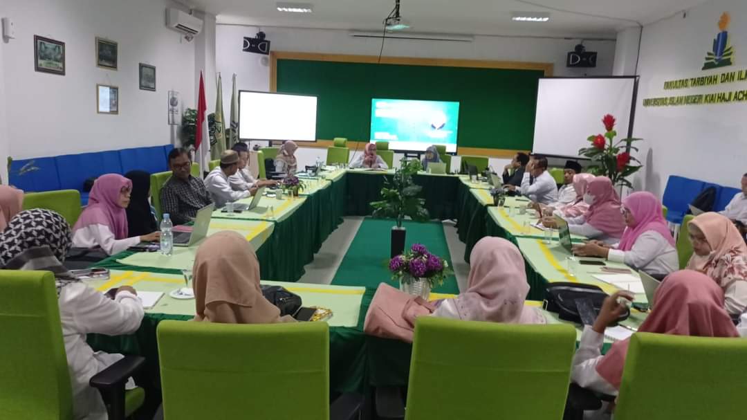 Rapat rutin internal Pengendalian standar